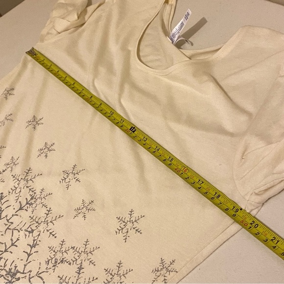 Women’s Mac & Belle Size L Red Birds Pattern Long Sleeves High Low Top - Picture 7 of 9